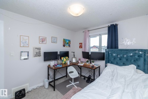 3506 48 Avenue, Beaumont, AB 