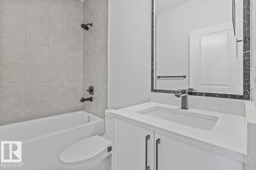 18 Juniper Wynd, Fort Saskatchewan, AB 