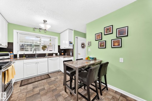 11423 161 Avenue, Edmonton, AB 
