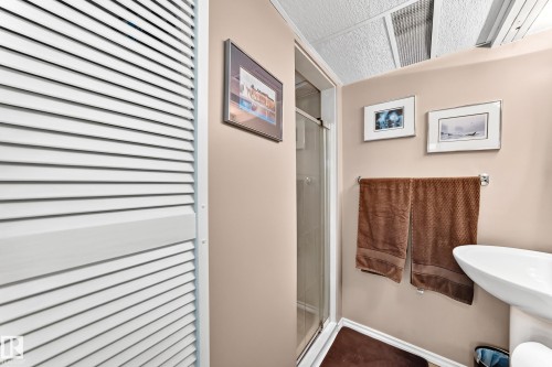 11423 161 Avenue, Edmonton, AB 