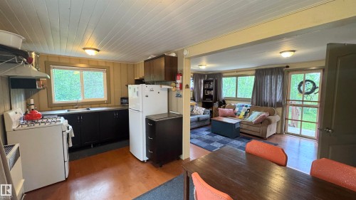 428 11121 Twp Road 595, Rural St. Paul County, AB 