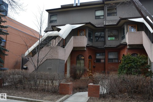11176 83 Avenue, Edmonton, AB - Outdoor