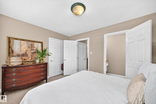 16024 78 Avenue, Edmonton, AB 