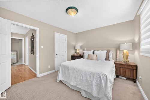 16024 78 Avenue, Edmonton, AB 