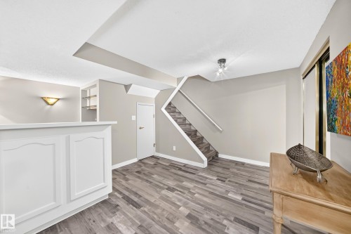 16024 78 Avenue, Edmonton, AB 