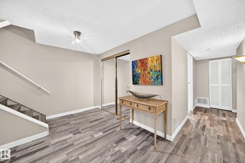 16024 78 Avenue, Edmonton, AB 