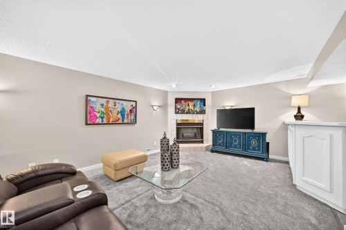 16024 78 Avenue, Edmonton, AB 