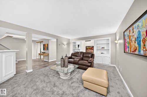 16024 78 Avenue, Edmonton, AB 