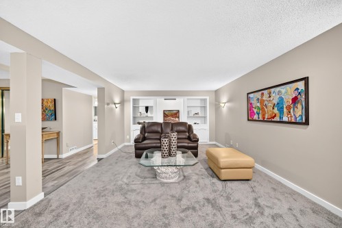 16024 78 Avenue, Edmonton, AB 
