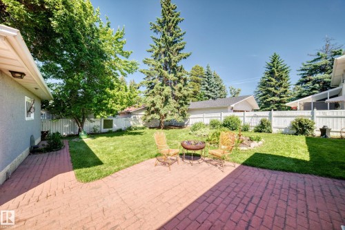 16024 78 Avenue, Edmonton, AB 