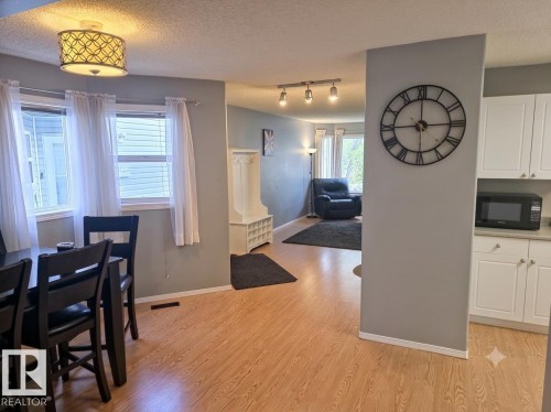 12237 140A Avenue, Edmonton, AB 