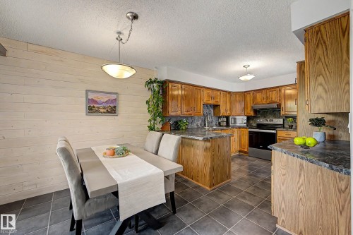 16 Whiteoaks Estates, St. Albert, AB 