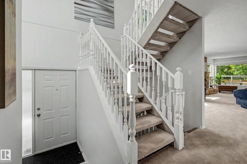 16 Whiteoaks Estates, St. Albert, AB 