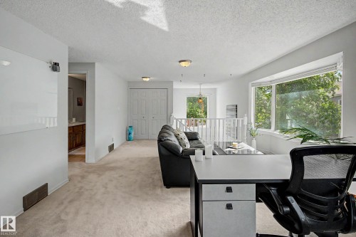 16 Whiteoaks Estates, St. Albert, AB 