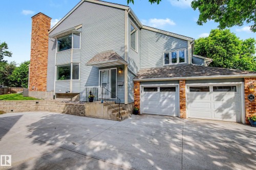 16 Whiteoaks Estates, St. Albert, AB 