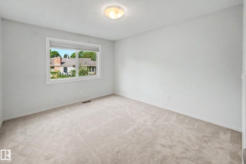 16 Whiteoaks Estates, St. Albert, AB 