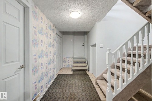 16 Whiteoaks Estates, St. Albert, AB 