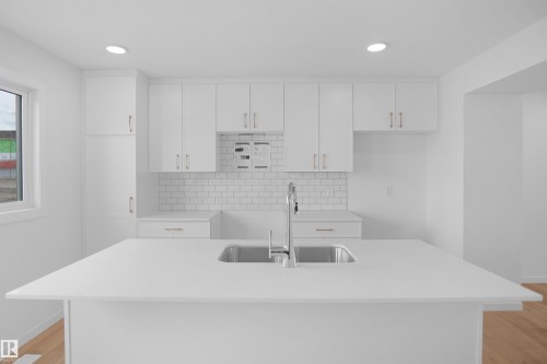 427 Aster Drive, Edmonton, AB 