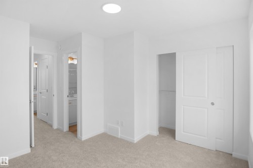 427 Aster Drive, Edmonton, AB 