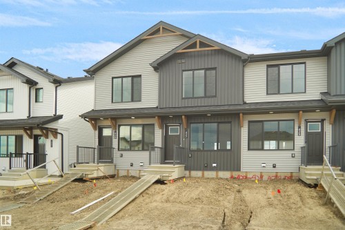 427 Aster Drive, Edmonton, AB 