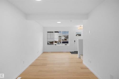 427 Aster Drive, Edmonton, AB 