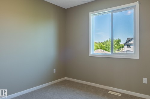 194 Allard Link, Edmonton, AB 