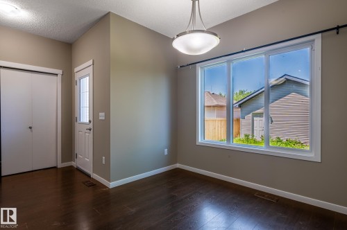 194 Allard Link, Edmonton, AB 