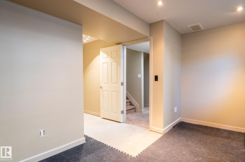 194 Allard Link, Edmonton, AB 
