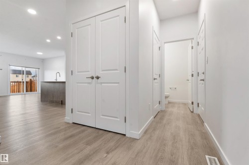 15134 26 Street, Edmonton, AB 