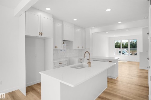 1308 9 Street, Edmonton, AB 