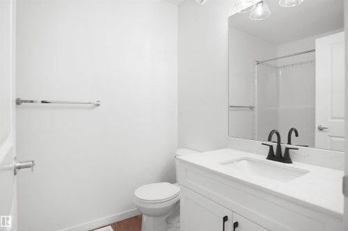 1320 9 Street Nw, Edmonton, AB - Indoor Photo Showing Bathroom