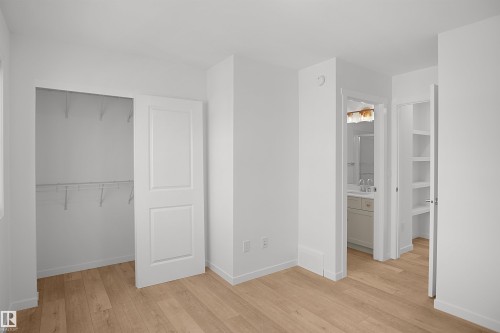 2119 210 Street Nw, Edmonton, AB - Indoor Photo Showing Other Room