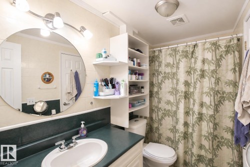 2415 West Oak Way, Edmonton, AB 