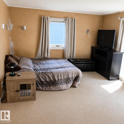 2415 West Oak Way, Edmonton, AB 