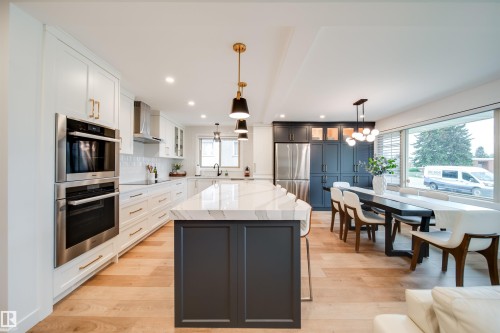 5431 113A Street, Edmonton, AB - Indoor
