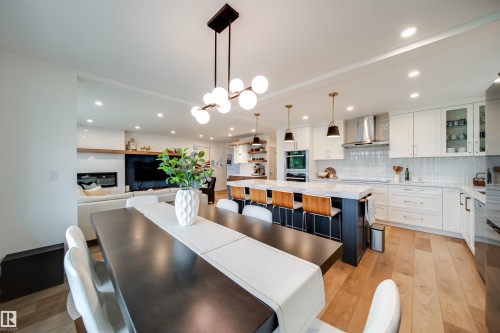 5431 113A Street, Edmonton, AB - Indoor