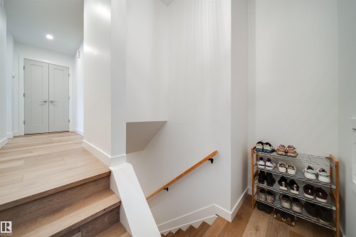 5431 113A Street, Edmonton, AB - Indoor Photo Showing Other Room
