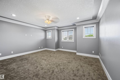 5216 Mullen Crest, Edmonton, AB 