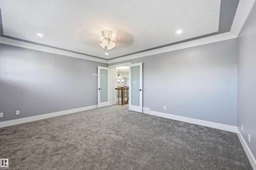 5216 Mullen Crest, Edmonton, AB 