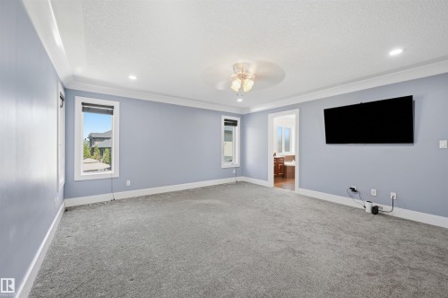 5216 Mullen Crest, Edmonton, AB 