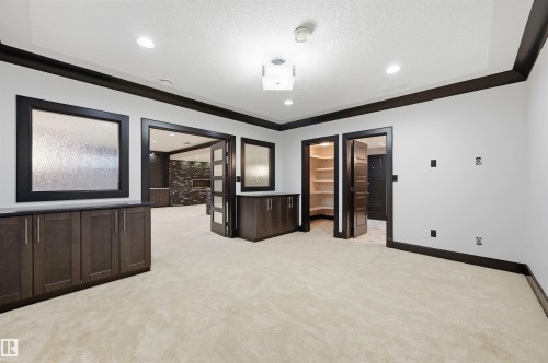 Flex room for an exercise area or another bedroom - 5216 Mullen Crest, Edmonton, AB 