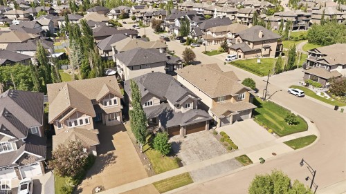 5216 Mullen Crest, Edmonton, AB 