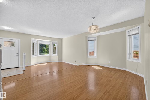 10332 21 Avenue, Edmonton, AB 