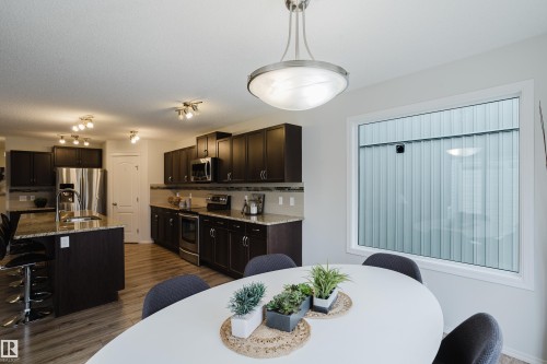 527 171 Street, Edmonton, AB 