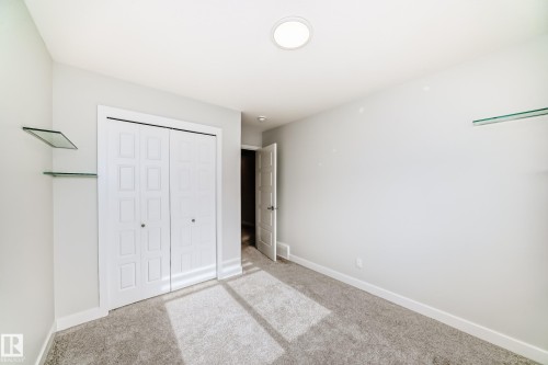 4005 Hawthorn Link Link, Edmonton, AB - Indoor