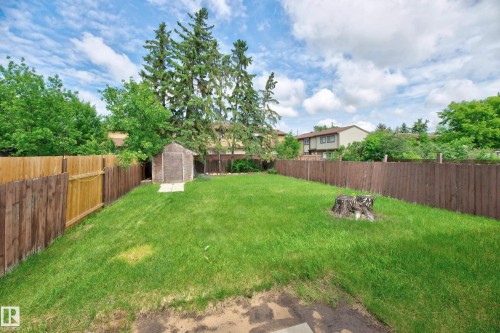 135 Hyndman Crescent, Edmonton, AB 
