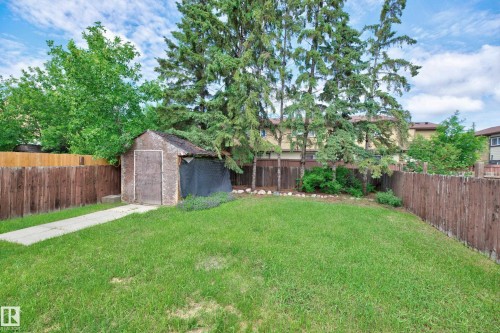 135 Hyndman Crescent, Edmonton, AB 