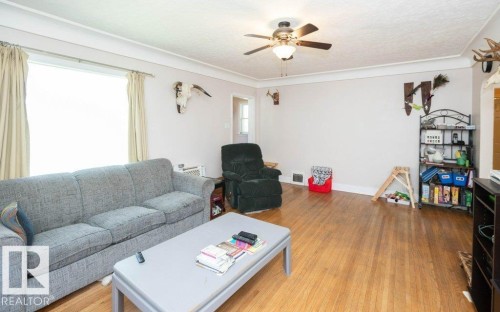 5131 52 Street, Barrhead, AB 
