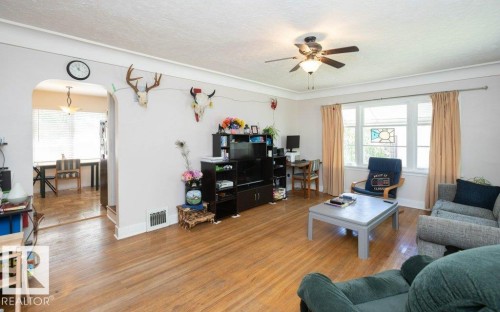 5131 52 Street, Barrhead, AB 