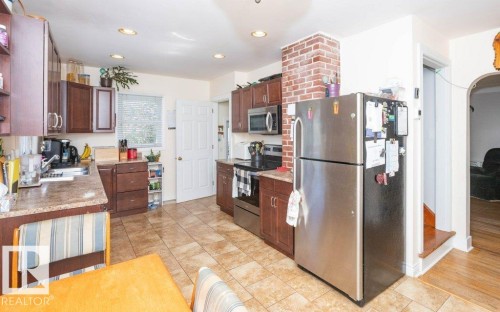 5131 52 Street, Barrhead, AB 
